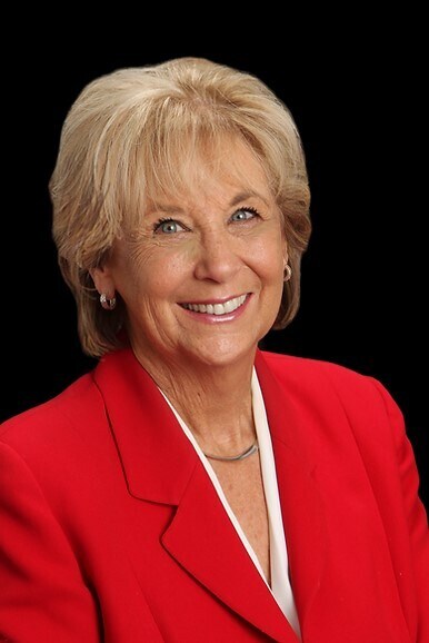 Suzie Lang