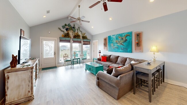 2296 E Crab St, Crystal Beach, TX 77650 - photo 2