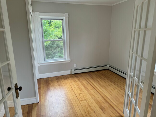 3 Eastman St, Warwick, RI 02886 - photo 7