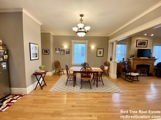24 Grovenor Rd unit 1, Jamaica Plain, MA 02130 - photo 6