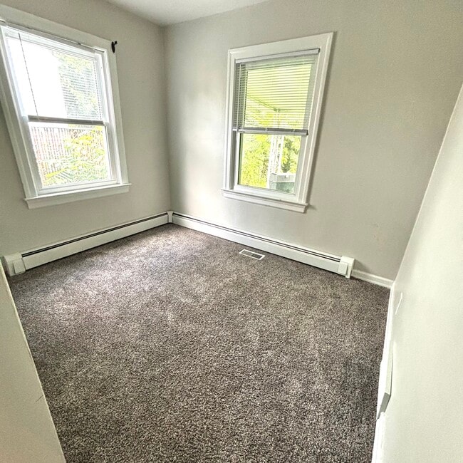 741 Banghart St, Lansing, MI 48906 - photo 7