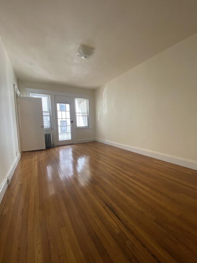 19 Melvin Ave unit 4, Boston, MA 02135 - photo 5