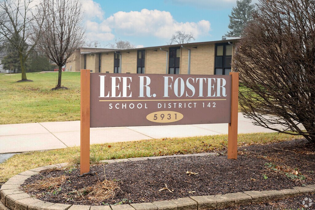 Lee Foster Elementary School has great academic and athletic opportunities for students.