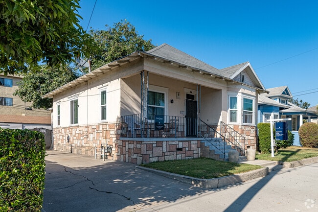 Raised craftsman style homes can be spotted throughout the Lacy neighborhood.