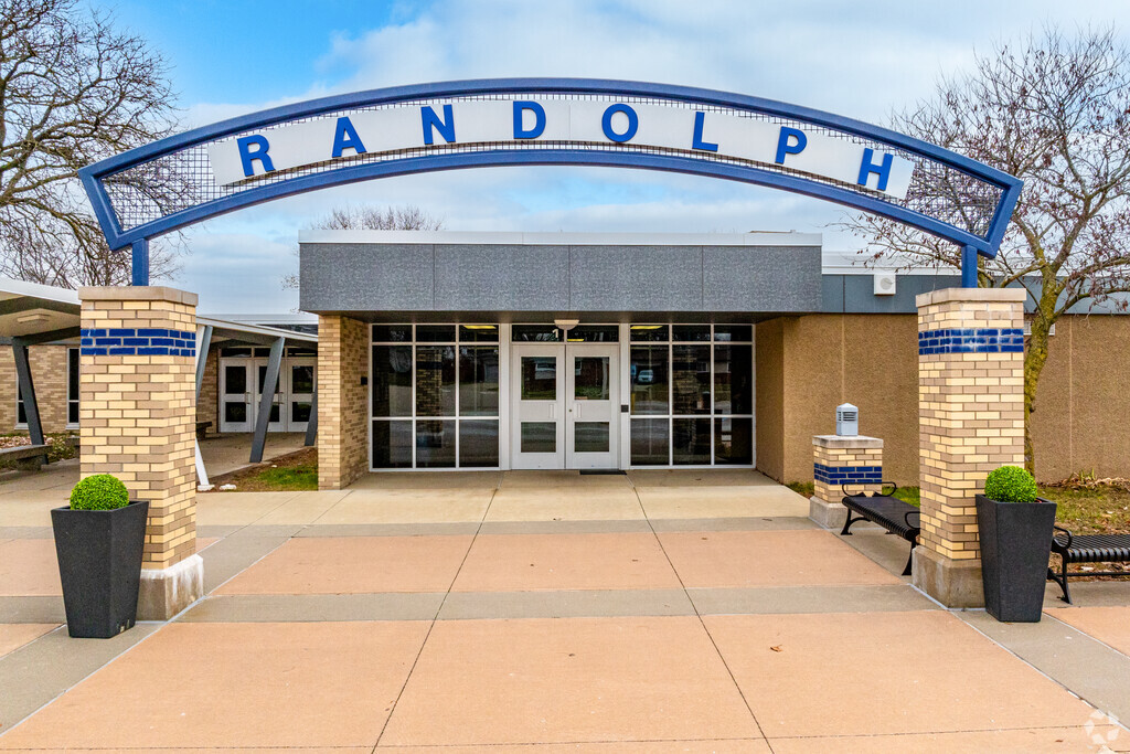 Randolph Elementary School offers students a dynamic learning environment.