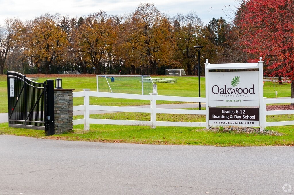 Oakwood Friends School serves students in the Poughkeepsie community.