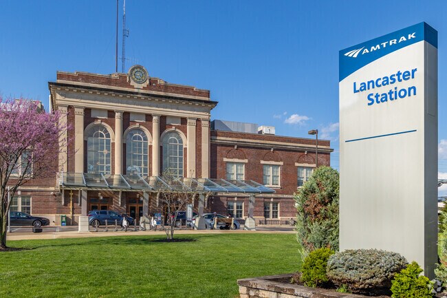 The Lancaster Amtrak Station serves commuters of the College Park neighborhood.