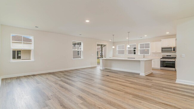 10 State Rd unit 38263804, Gilbert, SC 29054 - photo 7