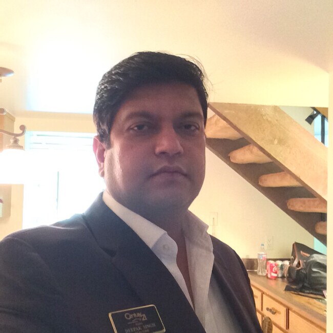 Agent Photo