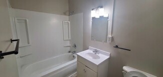 527 Tedesco St Unit 2, Saint Paul, MN 55130