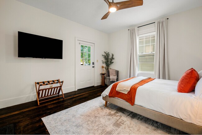 48 School St unit 1, Salem, MA 01970 - photo 4