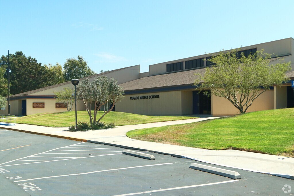 Wide shot for Venado Middle School teaches students grades 6-8 in El Camino Real, CA.
