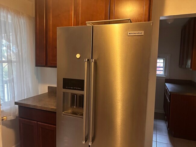 4700 W Hutchinson St unit First Floor, Chicago, IL 60641 - photo 7