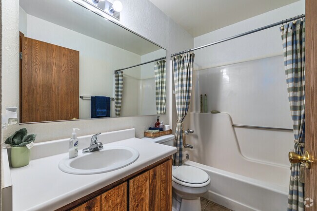 Chesterfield of Maumee, Maumee, OH 43537 - photo 7