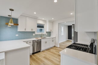 9705 Oak Park Ave, Oak Lawn, IL 60453