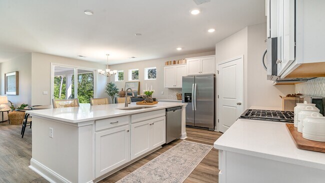 269 Bluff View Ln, Florence, SC 29505 - photo 5