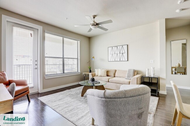 5810 Worth Pkwy unit 3152, San Antonio, TX 78257 - photo 2
