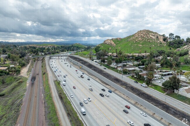 Catch the 91 freeway to get in and out of Arlington Heights.