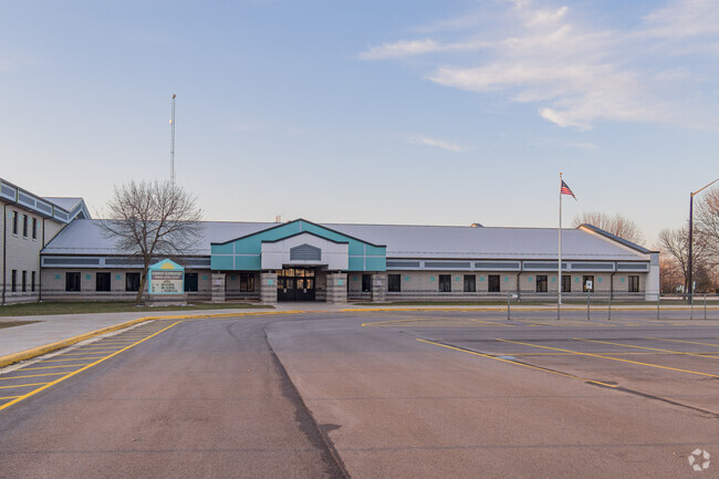 Sunrise Elementary School is a quality school located in Harrison area.