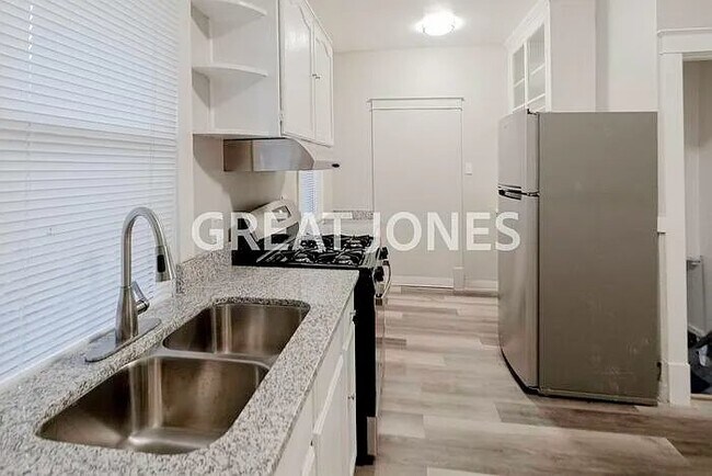 8626 Argyle Ave, Saint Louis, MO 63114 - photo 5