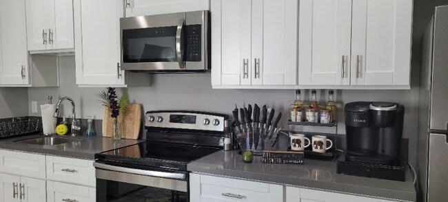 532 Cesar e Chavez Pkwy unit B, San Diego, CA 92113 - photo 5