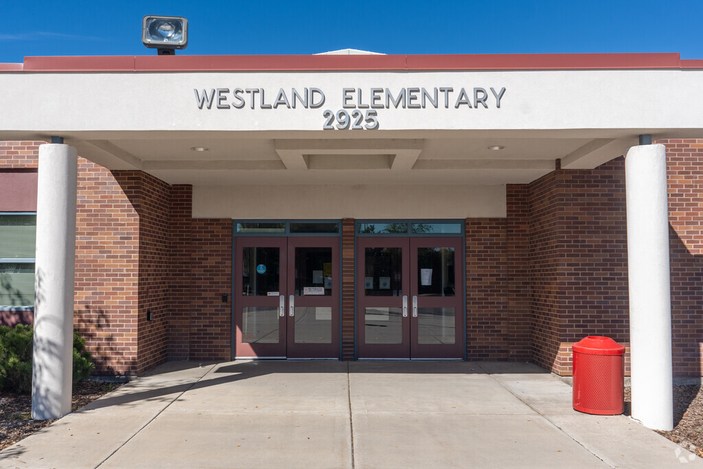 Westland Elementary School provides education in the neighborhood of 
West Jordan.