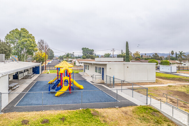 Park View Elementary school serves students form TK - 5th grade.