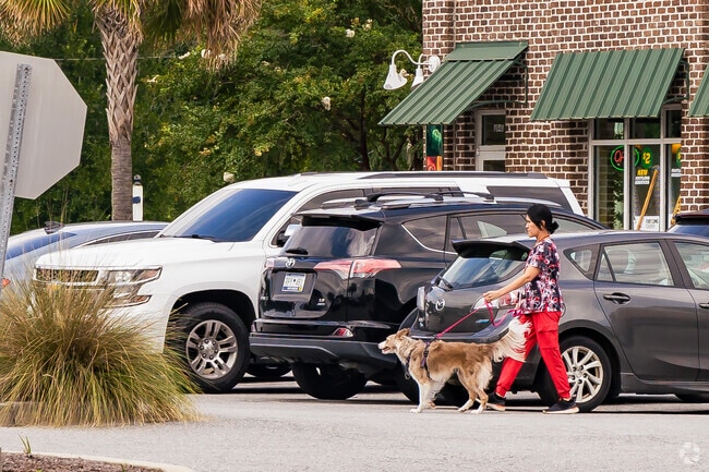 Shell Point is a walkable neighborhood perfect for pup walks.