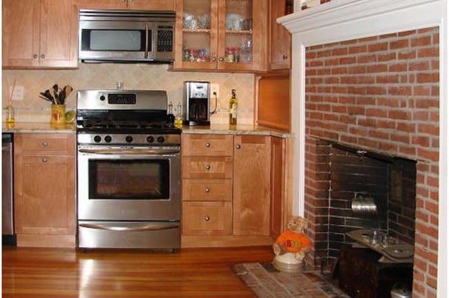 4 Warren St unit 4 Warren St Unit B, Newburyport, MA 01950 - photo 4