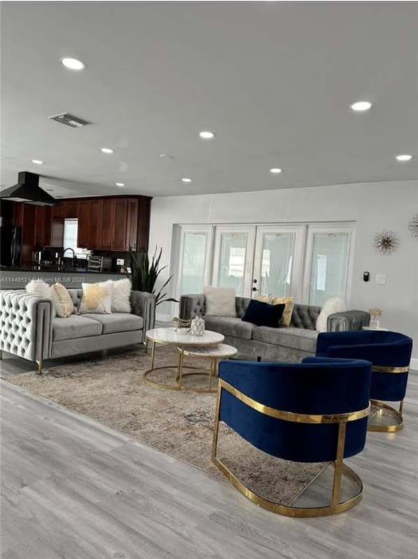 1711 N 50th Ave, Hollywood, FL 33021