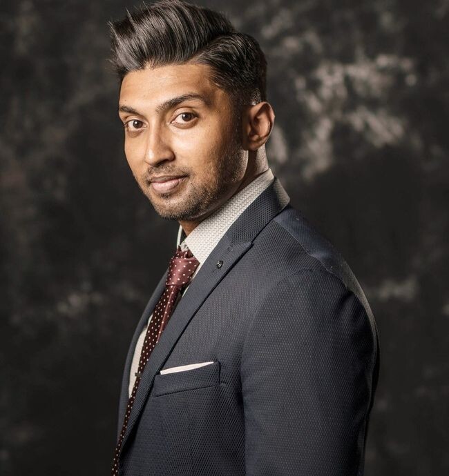 Agent Photo