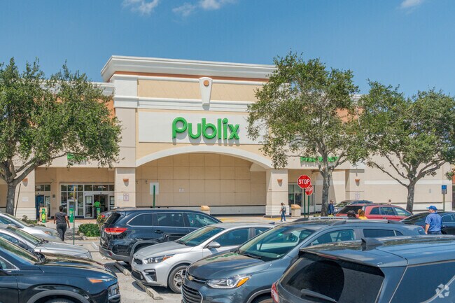 Publix serves The Woodlands' grocery needs.