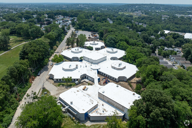 The back side of Pleasant View Elementary School.