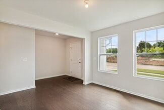 700 Knollwood Bend, Chelsea, MI 48118