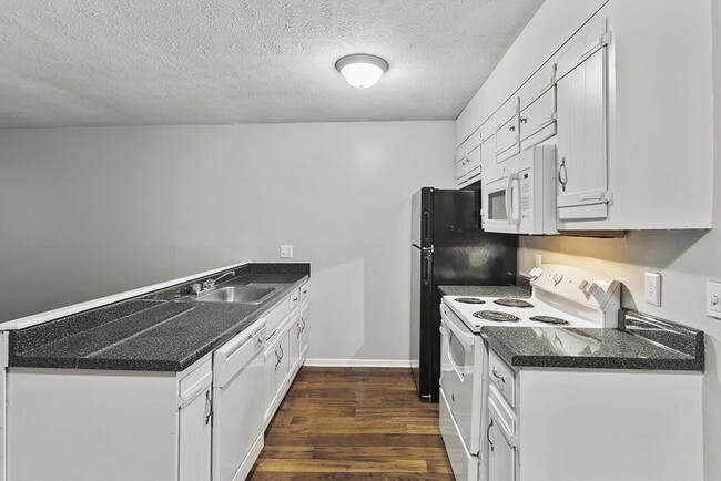 The Element at 3900, Macon, GA 31210 - photo 3