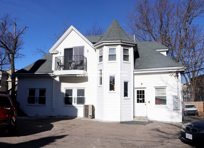 14 Gardner St unit 3F, Allston, MA 02134 - photo 5