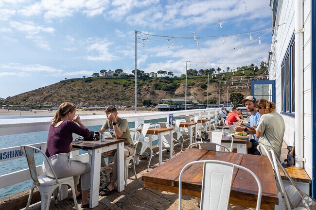Malibu Farm Pier Cafe is a breakfast and lunch spot accessible near Agoura Hills.
