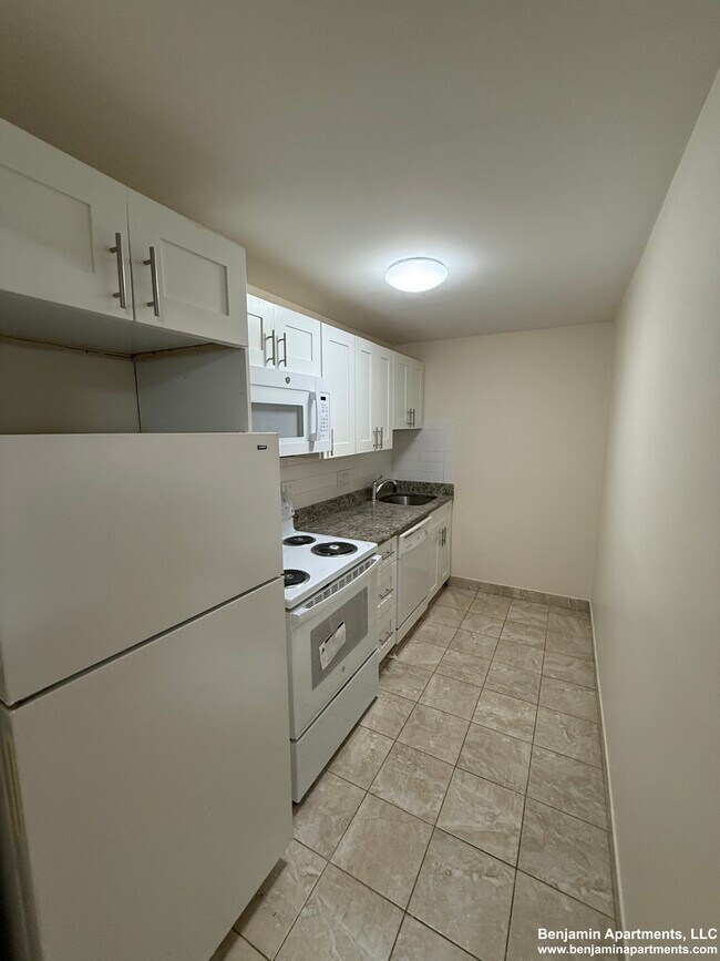 99 Dustin St unit 22, Brighton, MA 02135 - photo 5