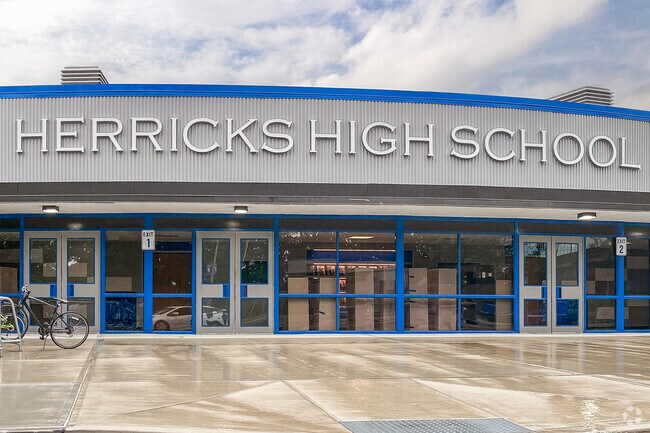 Herricks High School has 1360 students in grades 9-12 with a student-teacher ratio of 11 to 1.