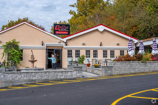 Red Fox Restaurant is a local favorite steakhouse and cocktail bar in Highland.