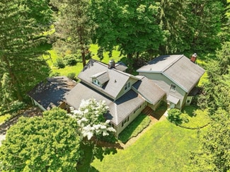 37845 Miles Rd, Moreland Hills, OH 44022