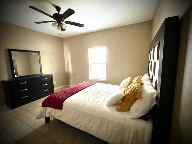 110 Colorado St unit 4, Del Rio, TX 78840 - photo 6