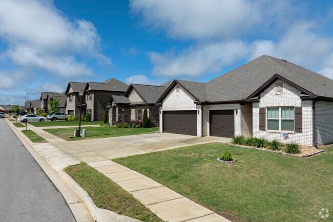 There are a large number of newer construction homes in New Market that are moderately price.