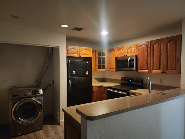 205 NW 12th Ave, Fort Lauderdale, FL 33311 - photo 5