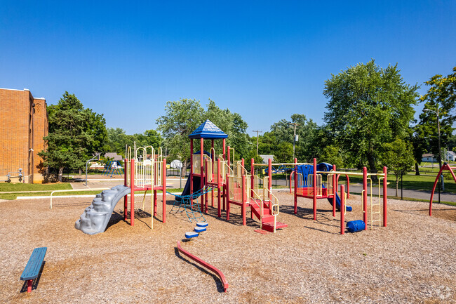 Children at Weaver Elementary have lots of room and options for study breaks.
