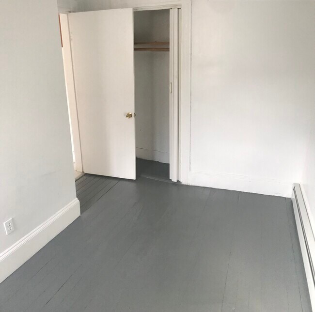 10 Warren St unit 3, Cambridge, MA 02141 - photo 3