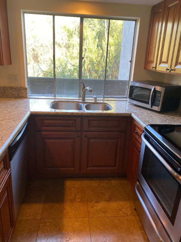 8085 Caminito de Pizza unit P, San Diego, CA 92108 - photo 3