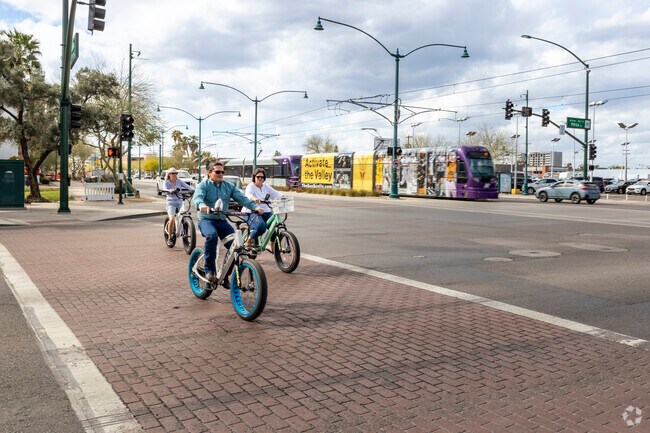 Temple is a very bike and pedestrian friendly neighborhood.