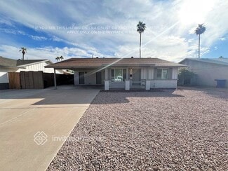 2461 E Manhatton Dr, Tempe, AZ 85282