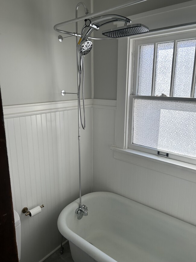 2003 W Alice Ave, West Peoria, IL 61604 - photo 4